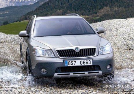 ŠKODA Octavia  Combi 2.0 TDI CR DPF 4x4 Scout DSG - 103.00kW